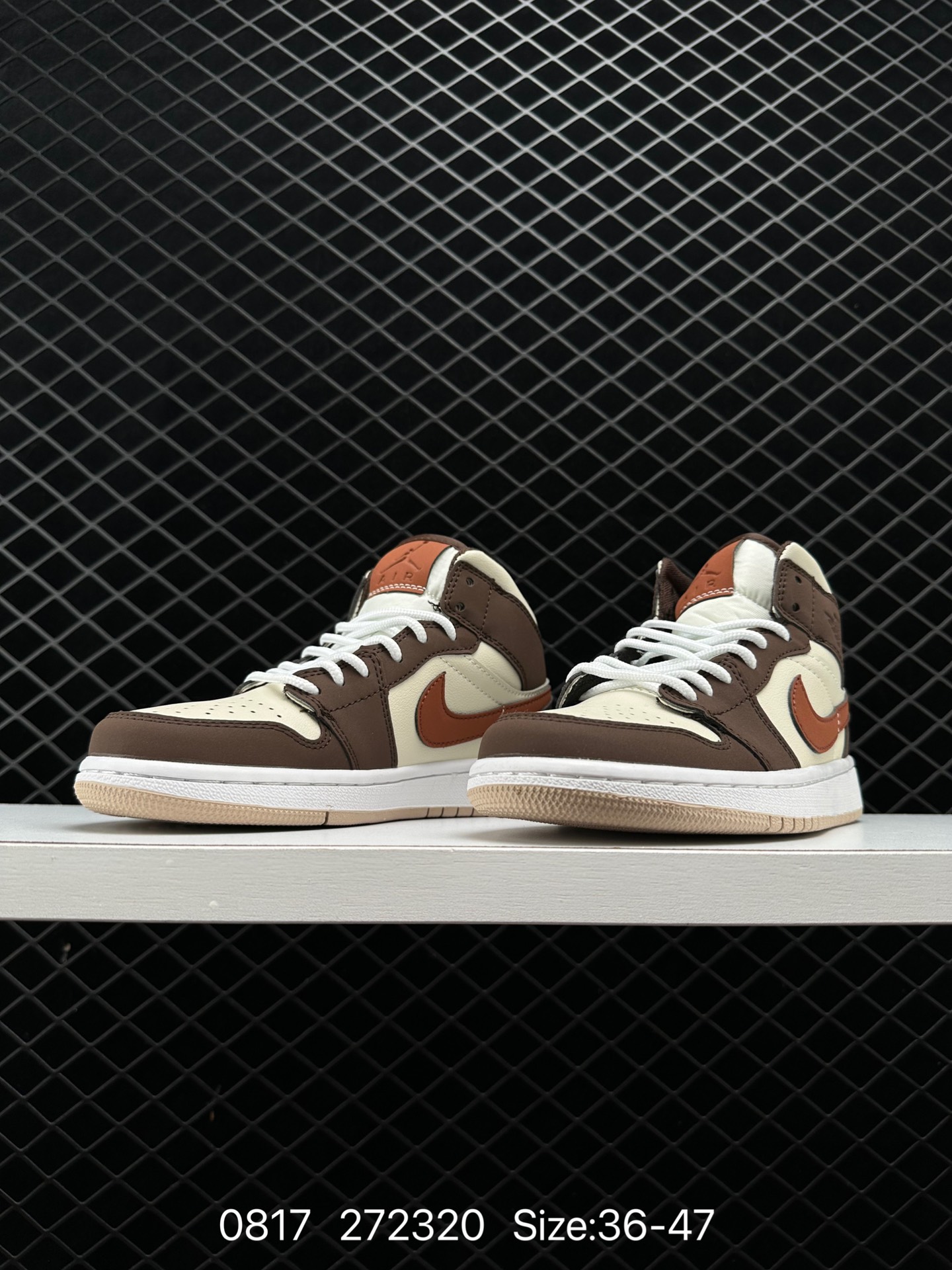 NIKE AIR JORDAN 1 MID AJ1